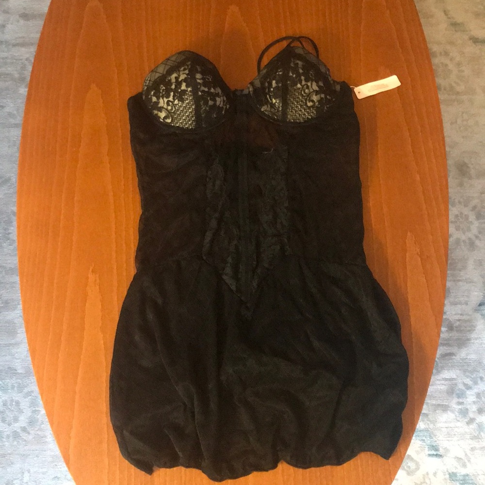 Sophie b black lingerie size M NEW with Tags